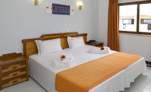 Apartamentos Falesia Mar Beach Resort