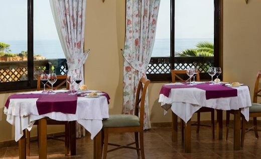 Apartamentos Falesia Mar Beach Resort