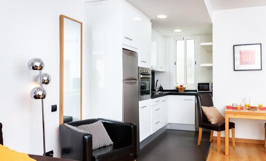 Apartamentos Feel At Home Barcelona