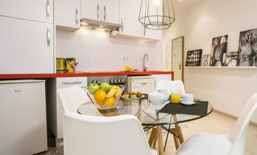 Apartamentos Feel At Home Barcelona