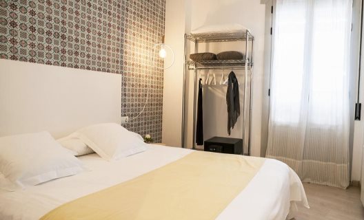 Apartamentos Feel At Home Barcelona