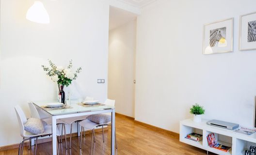 Apartamentos Feel At Home Barcelona