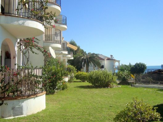 Apartamentos Finca Del Moro