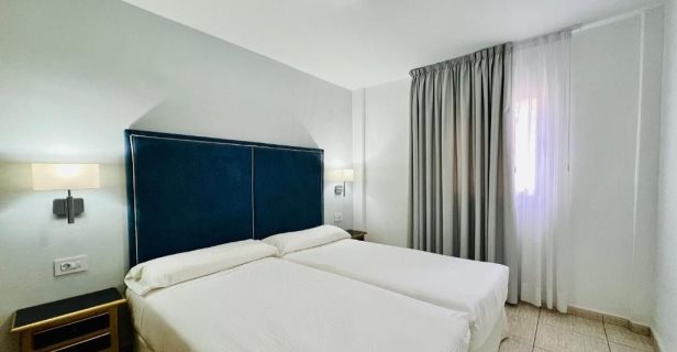 Apartamentos Frontera