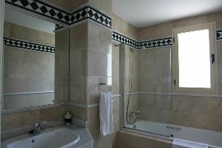 Apartamentos Fuente Aloha