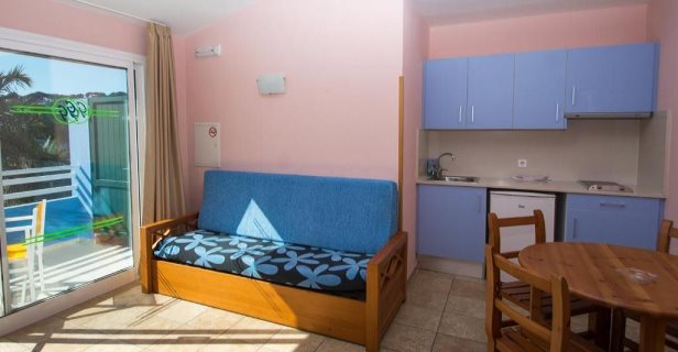 Apartamentos Galdana Gardens