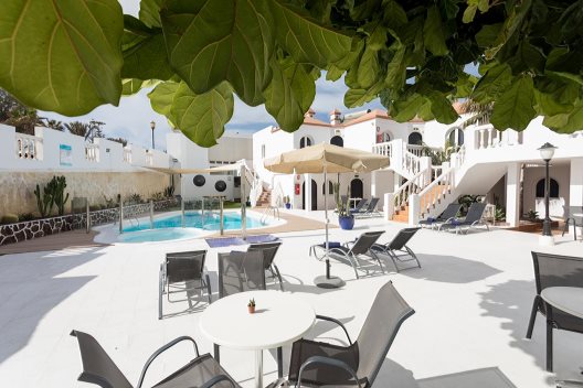 Apartamentos Galera Beach Villas