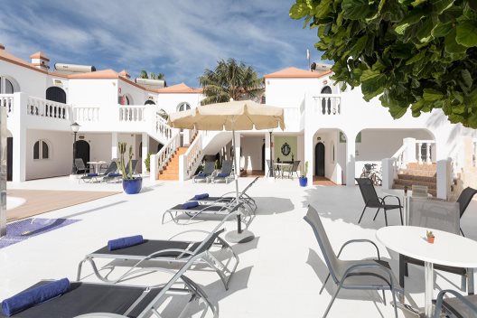 Apartamentos Galera Beach Villas
