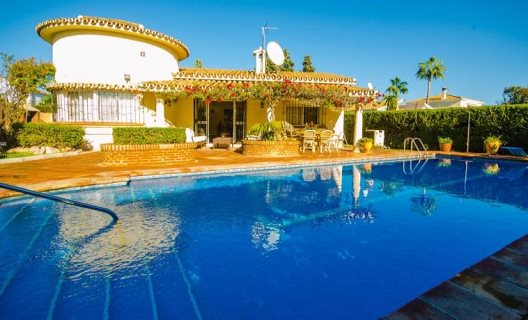 Apartamentos Galindo Beach El Saladillo