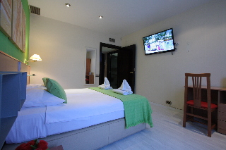 Apartamentos Gaudi Residence