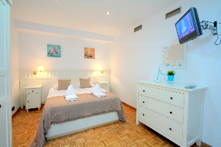 Apartamentos Gaudi Residence