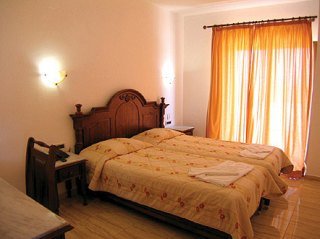 Apartamentos Geraniotis Beach