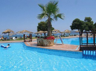 Apartamentos Geraniotis Beach