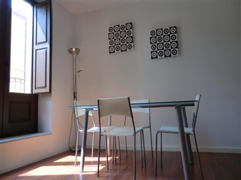 Apartamentos Girorooms