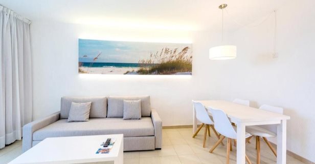 Apartamentos Globales Lord Nelson
