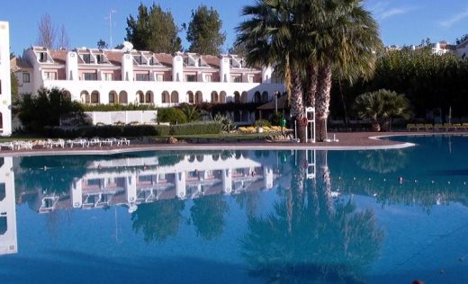 Apartamentos Golden Clube Cabanas
