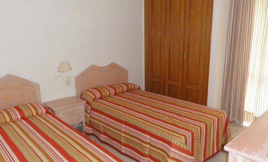 Apartamentos Golf Center Pueblo