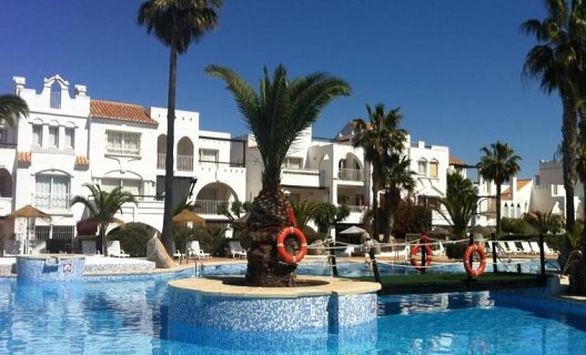 Apartamentos Golf Center Pueblo