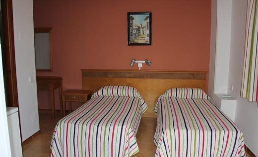 Apartamentos Gomila Park
