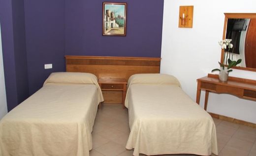Apartamentos Gomila Park