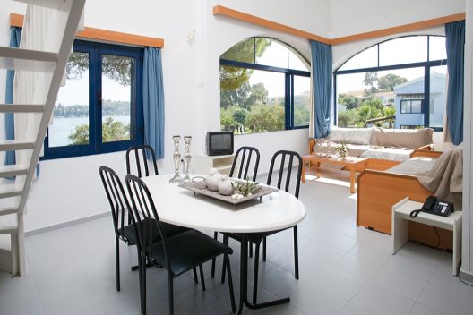 Apartamentos Govino Bay