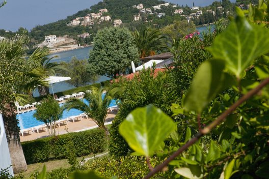Apartamentos Govino Bay