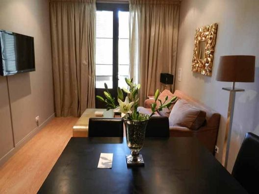 Apartamentos Grandom Suites