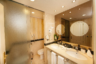 Apartamentos Guadalpin Boutique