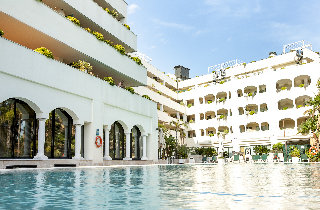 Apartamentos Guadalpin Boutique