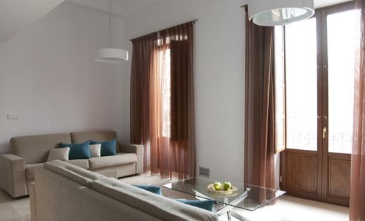 Apartamentos Habitat Suites Gran Vía 17