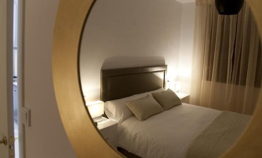 Apartamentos Habitat Suites Gran Vía 17