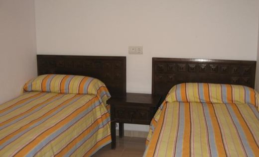 Apartamentos Hesperia - Alfonso I - Flandria