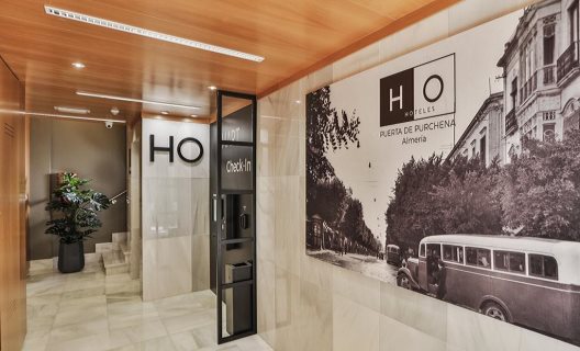 Apartamentos Ho Puerta De Purchena