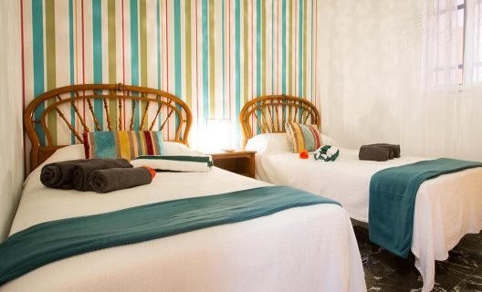 Apartamentos Holidays2fuengirola Carvajal
