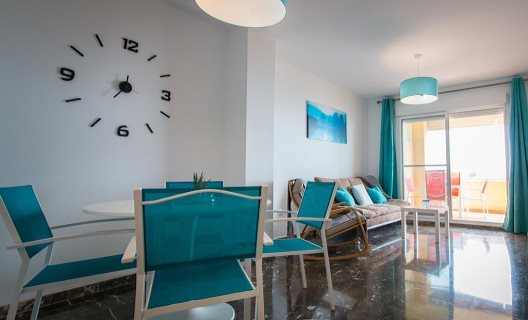 Apartamentos Holidays2fuengirola Carvajal