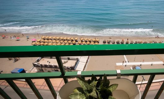 Apartamentos Holidays2fuengirola Carvajal Sea Side