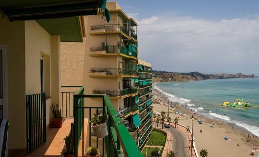 Apartamentos Holidays2fuengirola Carvajal Sea Side