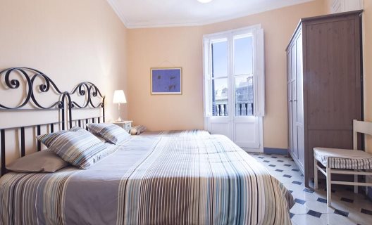 Apartamentos Home Around Exclusive