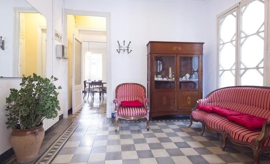 Apartamentos Home Around Exclusive