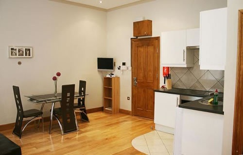 Apartamentos Hyde Park Economy