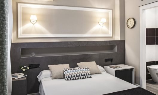 Apartamentos In Barcelona B&b Muntaner