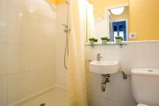 Apartamentos In Barcelona Sant Joan 4