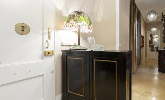 Apartamentos In Barcelona Via Laietana