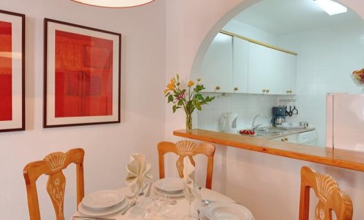 Apartamentos Infiniti Beach Resort