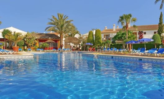 Apartamentos Infiniti Beach Resort