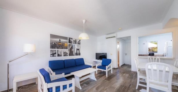 Apartamentos Iris