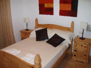 Apartamentos Isamar Park