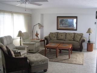 Apartamentos Jamaica Royale