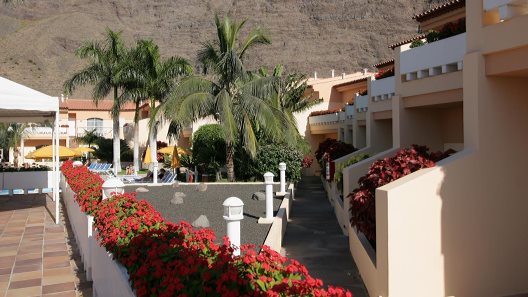 Apartamentos Jardín Del Conde