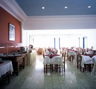 Apartamentos Kefalos Damon